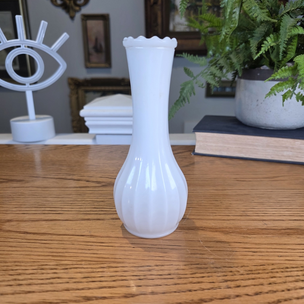 Vintage White Milk Glass Bud Vase - Ribbed Paneled Design - 6" MCM Home Decor